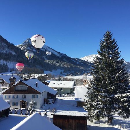 Hotel Goldenes Kreuz Tannheim Eksteriør bilde
